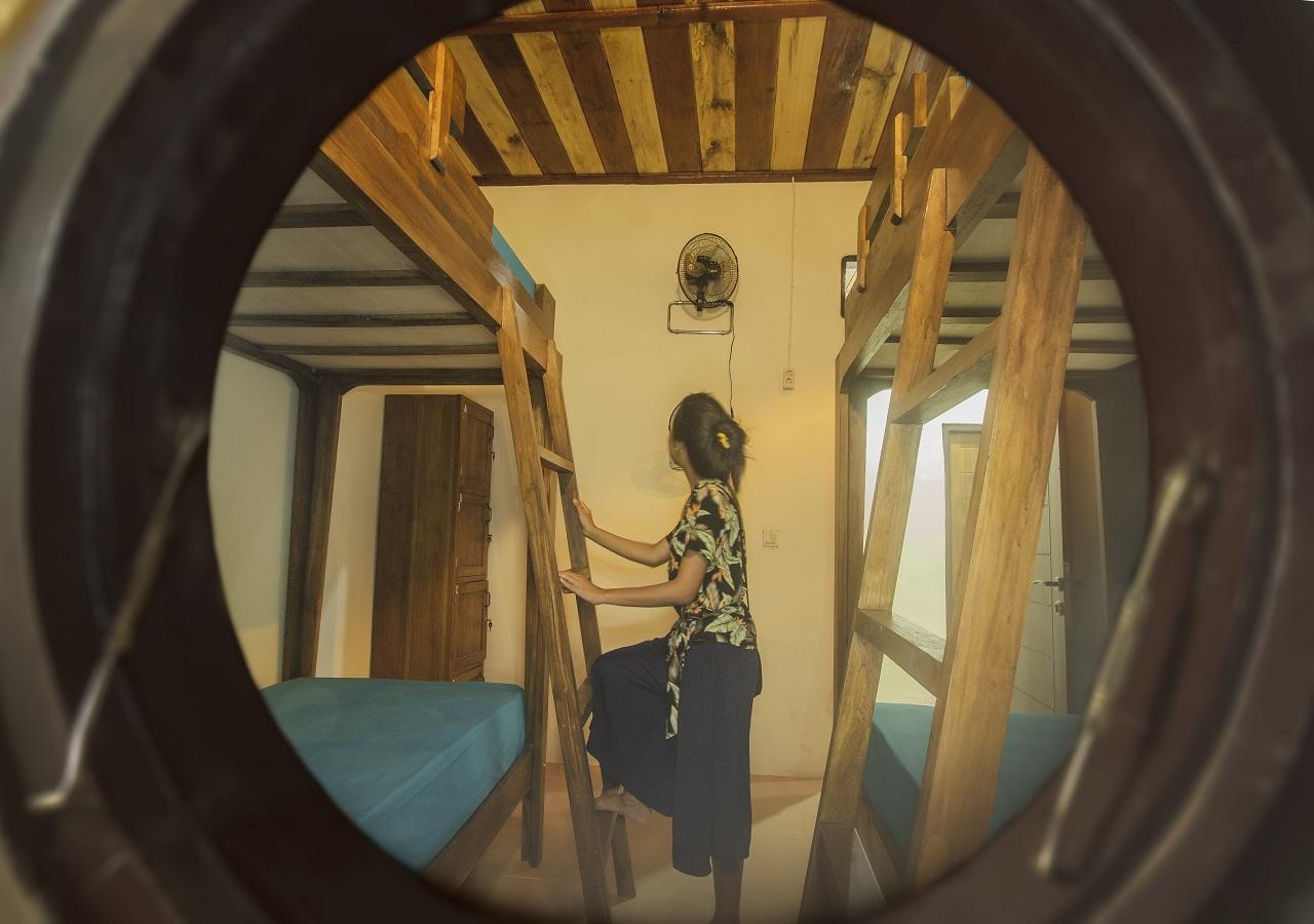Dorme Tree Hostel Labuan Bajo Ngoại thất bức ảnh